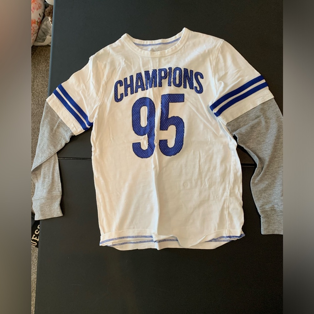 Osh Kosh Size 8 Boys Long Sleeve Champions 95